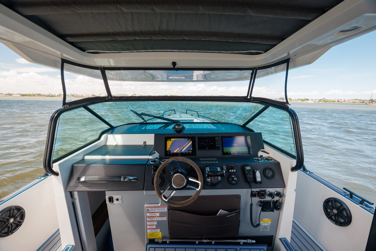 2019 Axopar 37 Sun Top