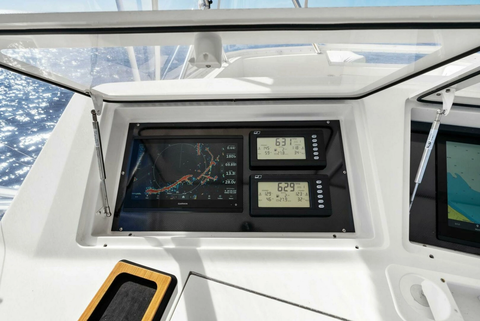 2002 Viking 65 Convertible photo 54