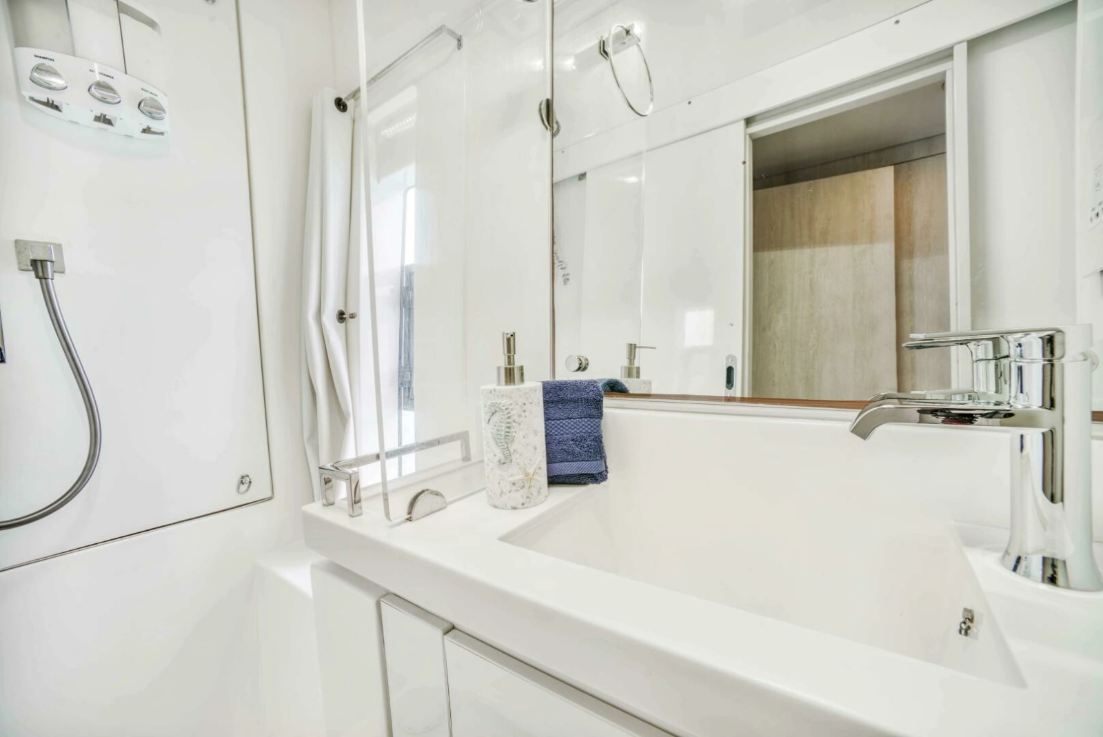 2016 Leopard 58 Catamaran