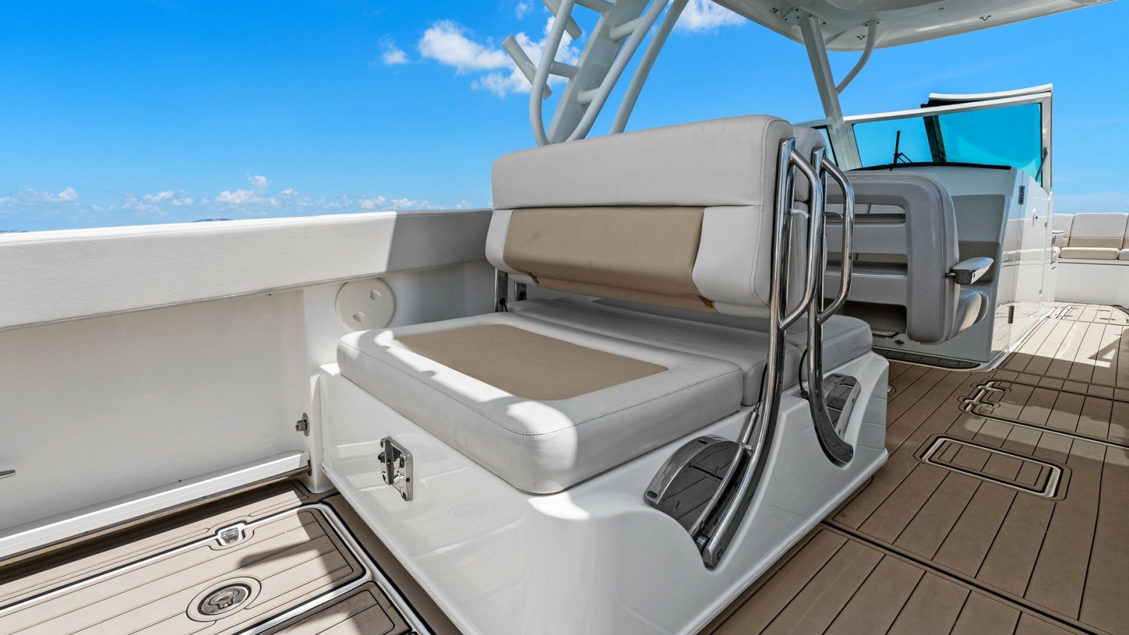 Cockpit Seating Area