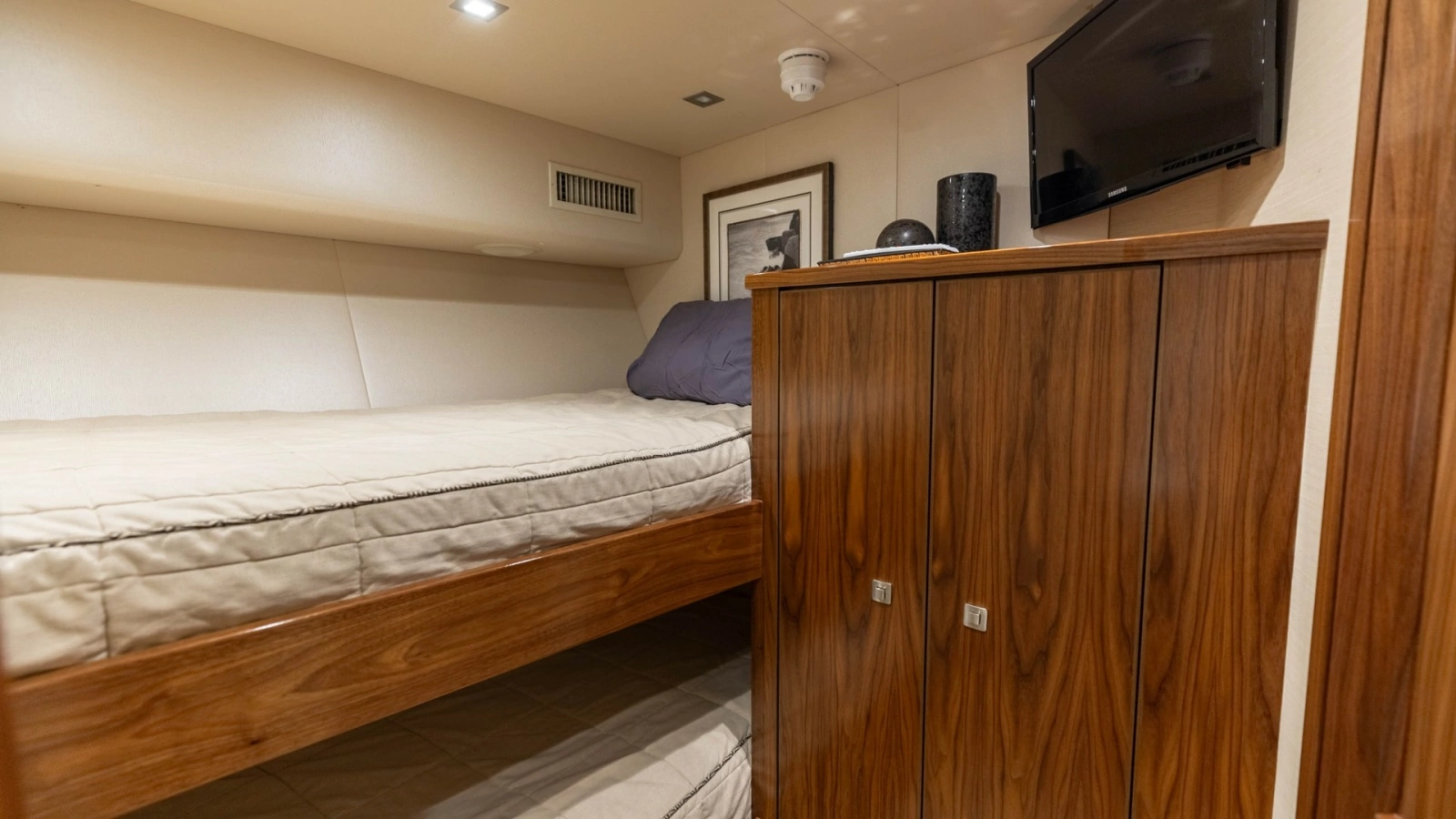 Guest Stateroom with Twin Bunks