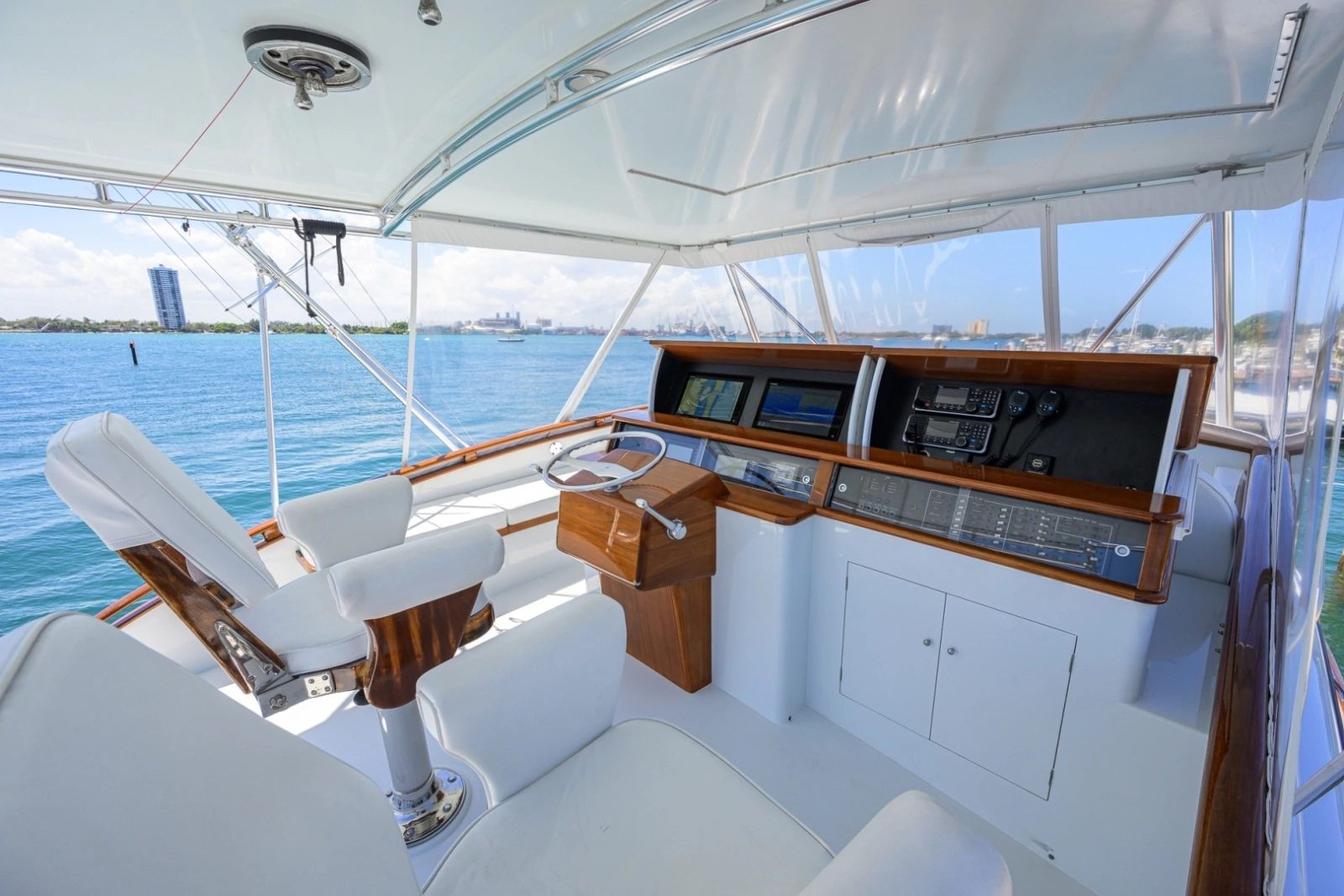 Rybovich 60 SIBONEY - Helm
