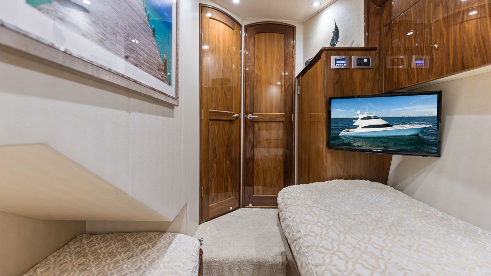 Guest Stateroom with Twin Berths