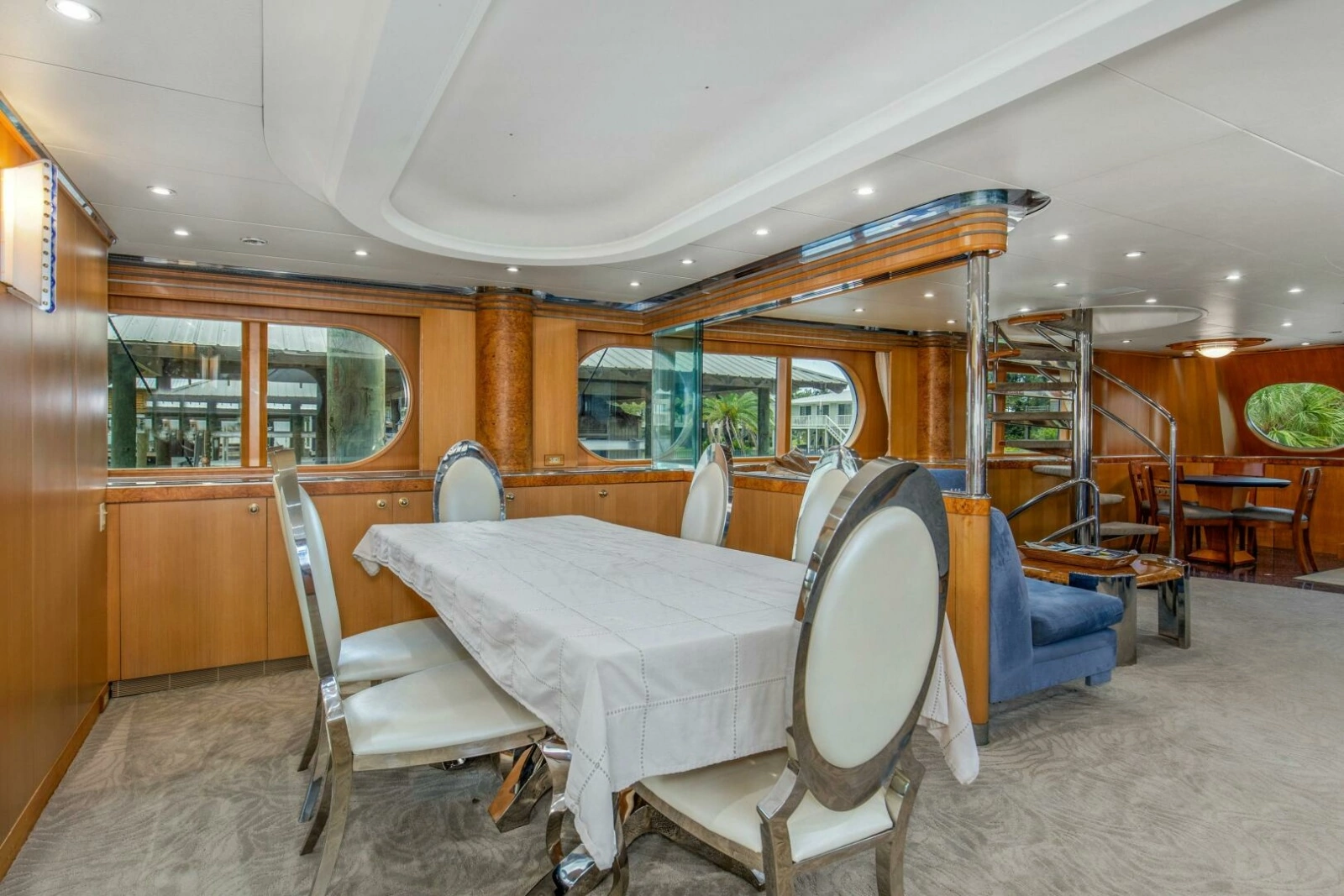1989 116' Feadship - Boss - Dinette Sport Fisher-