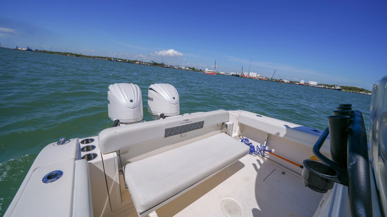 Aft Deck with Dual Engines