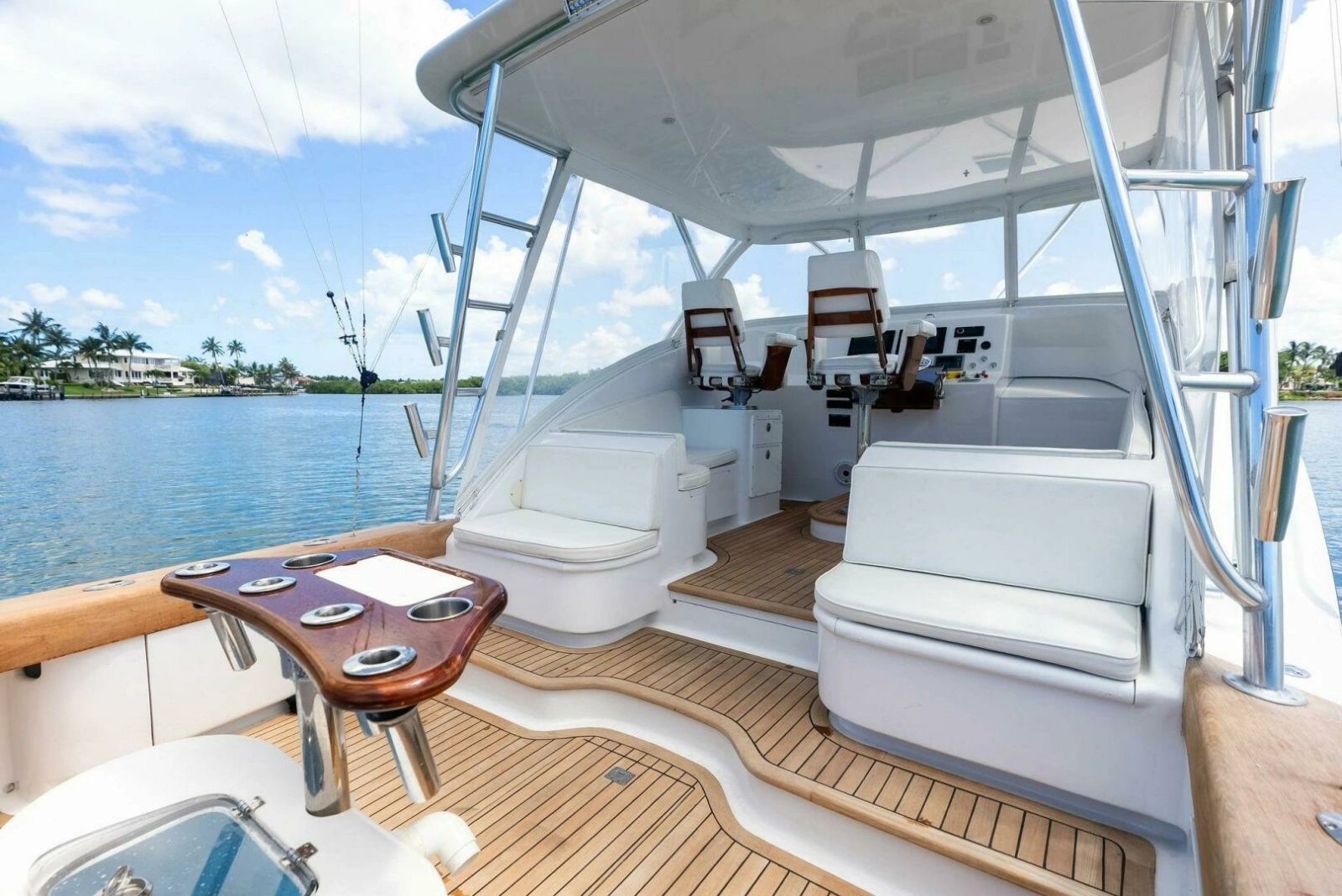 2018 Custom Carolina 35 Express photo 22