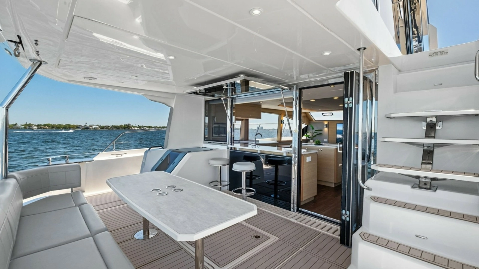 2022 54 Aquila Powercat 'Remarkable I'