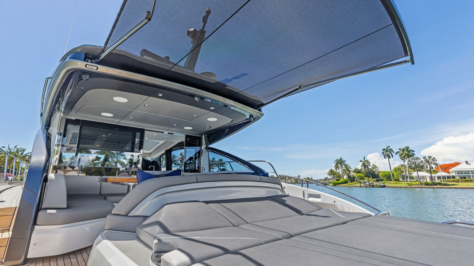 Spacious Cockpit Deck Sunshade and Sun Lounger