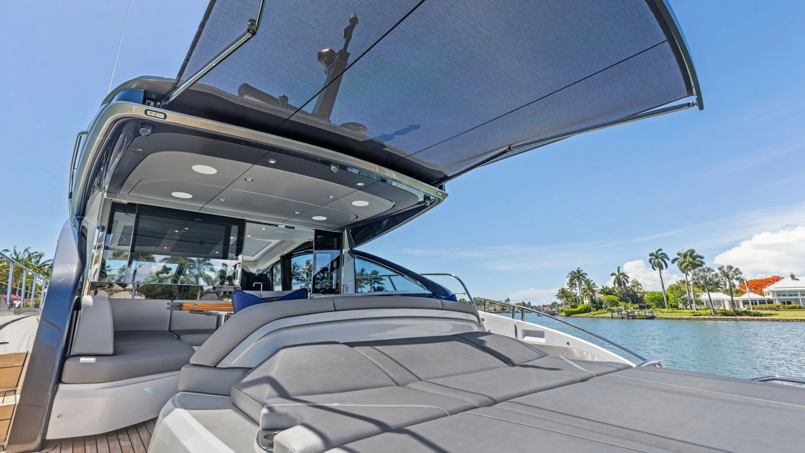 Spacious Cockpit Deck Sunshade and Sun Lounger