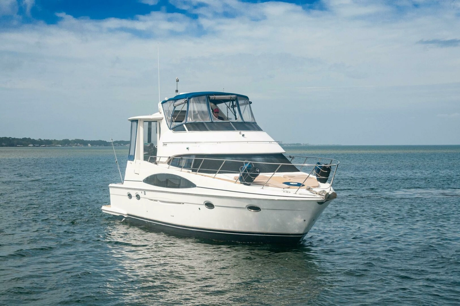 2002 Carver 444 Cockpit Motor Yacht photo 34
