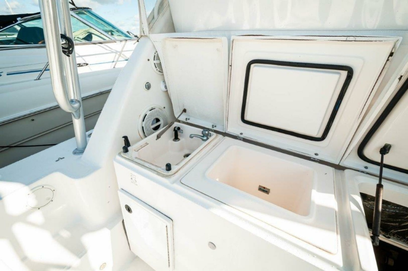 42' 2003 Tiara Yachts 4200 Open