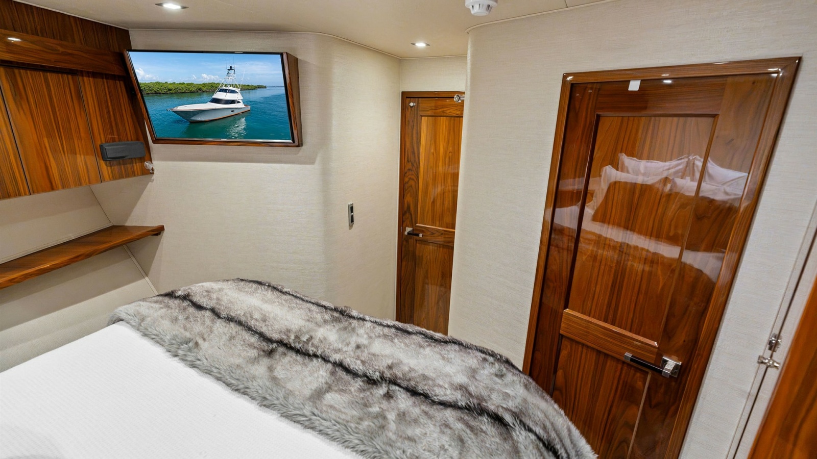 2016 Viking 80 Enclosed Bridge- FRIGATE-FWD Stateroom
