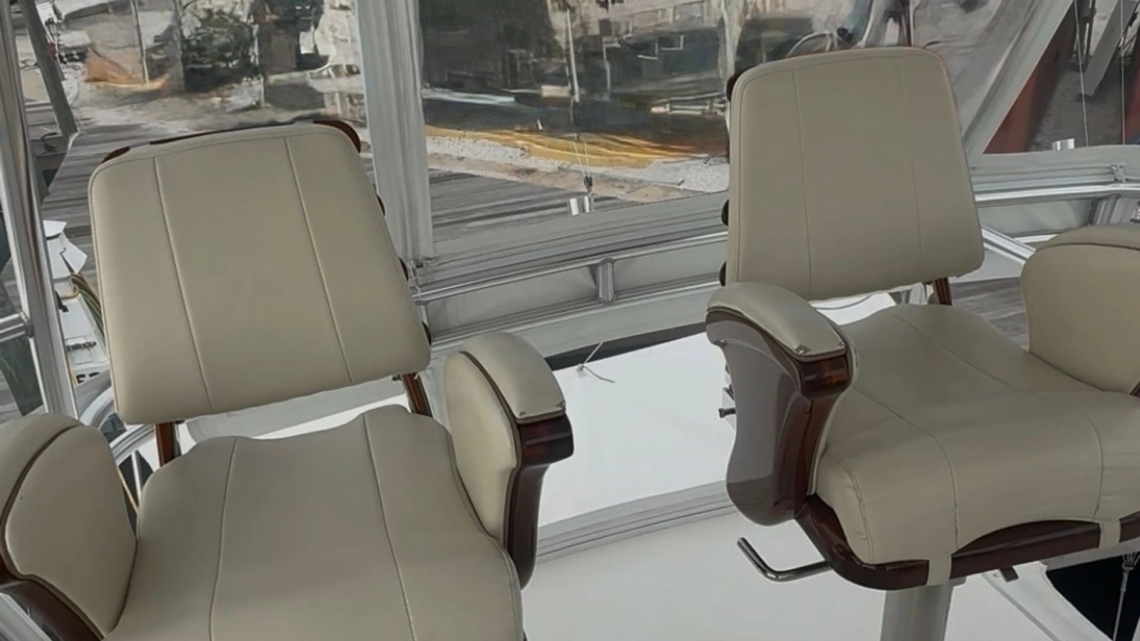Helm Chairs