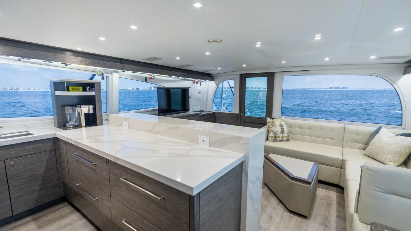 2021 65 Hatteras GT On the DL Salon-Galley (15)