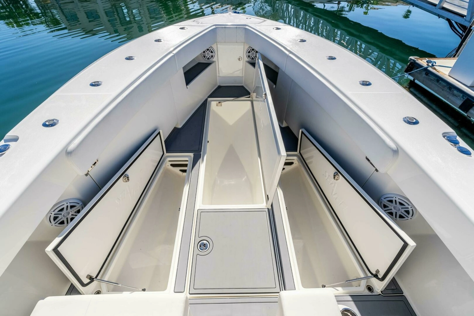  2018 SeaVee 370Z- SUSAN L