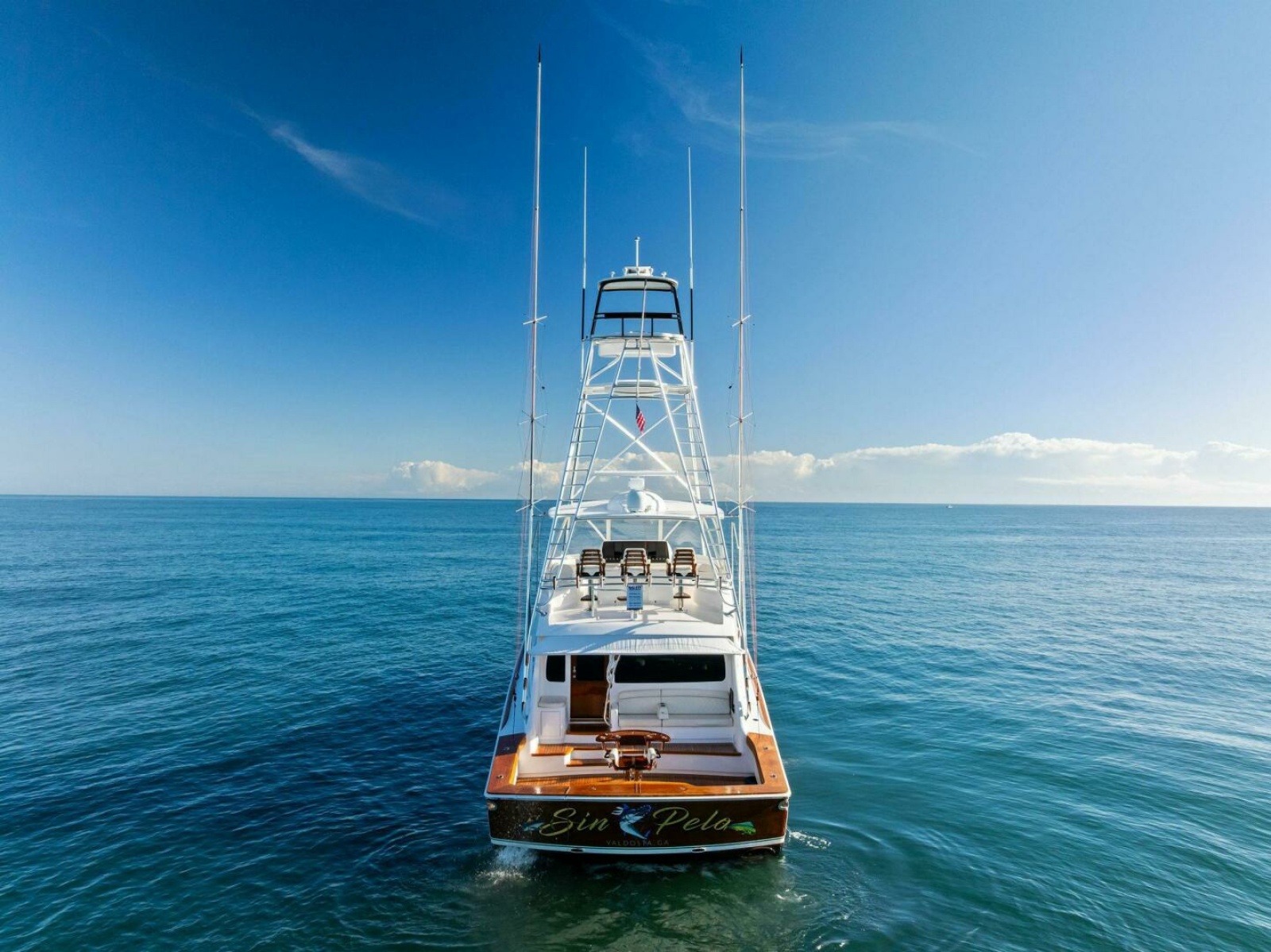 64' 2023 Viking 64 Convertible
