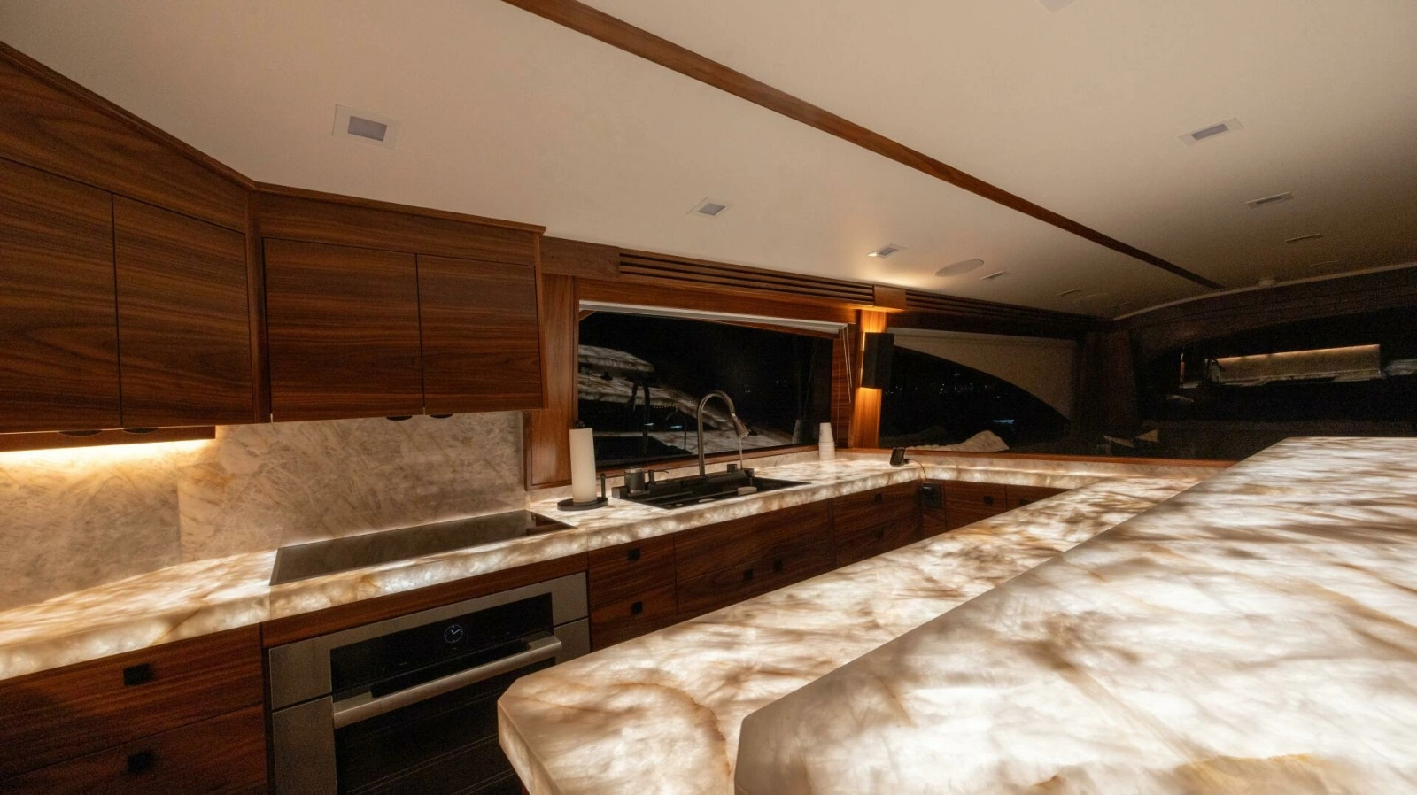 2025 82 Viking Convertible Boujie Galley (4)