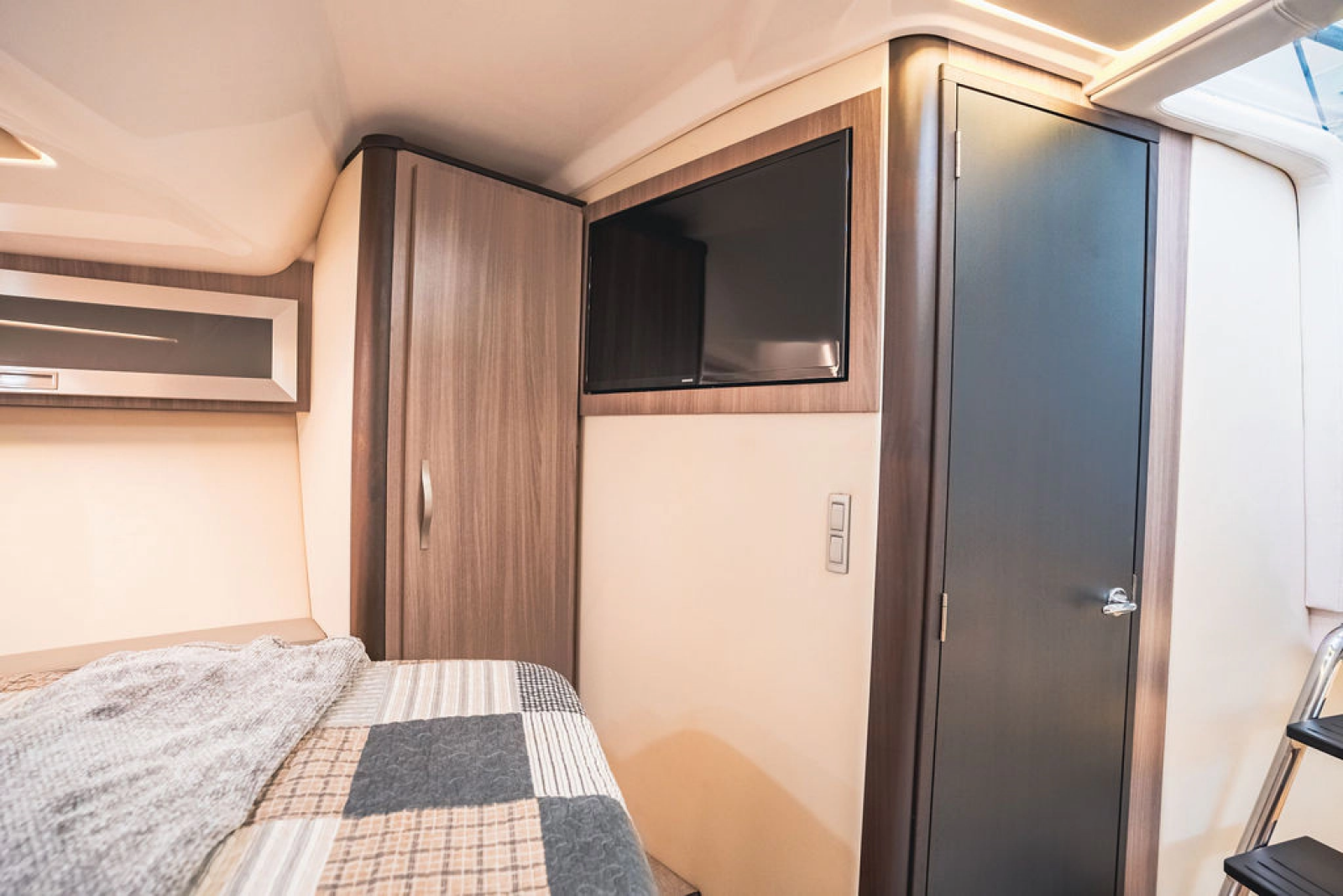 2021 Regal 36 OX