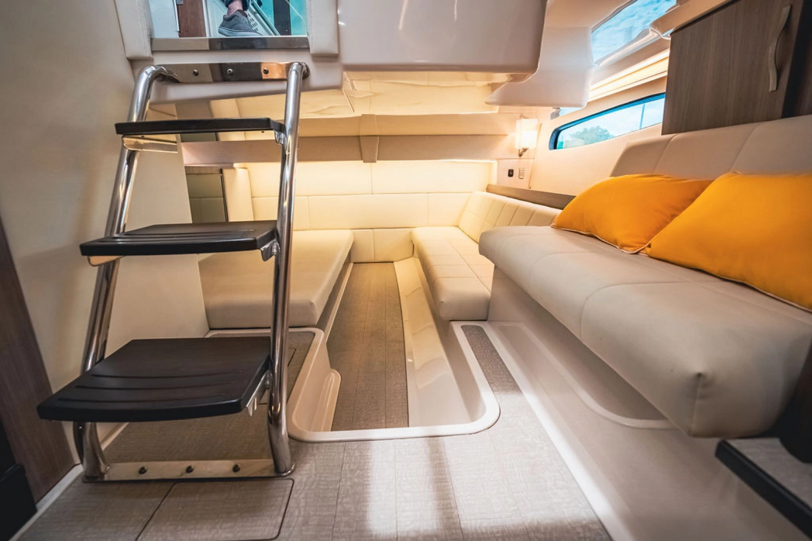 2021 Regal 36 OX