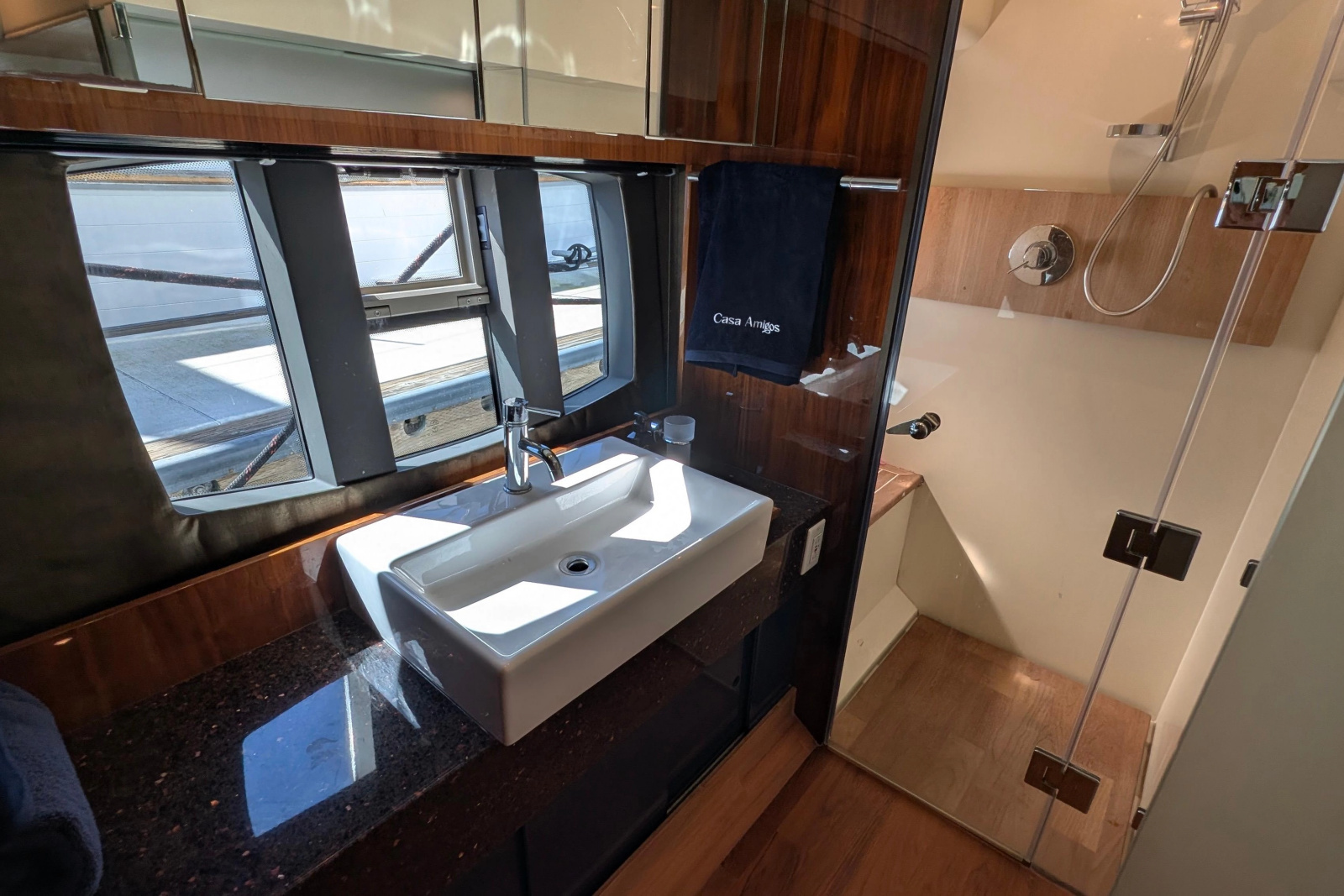 2010 Fairline Squadron