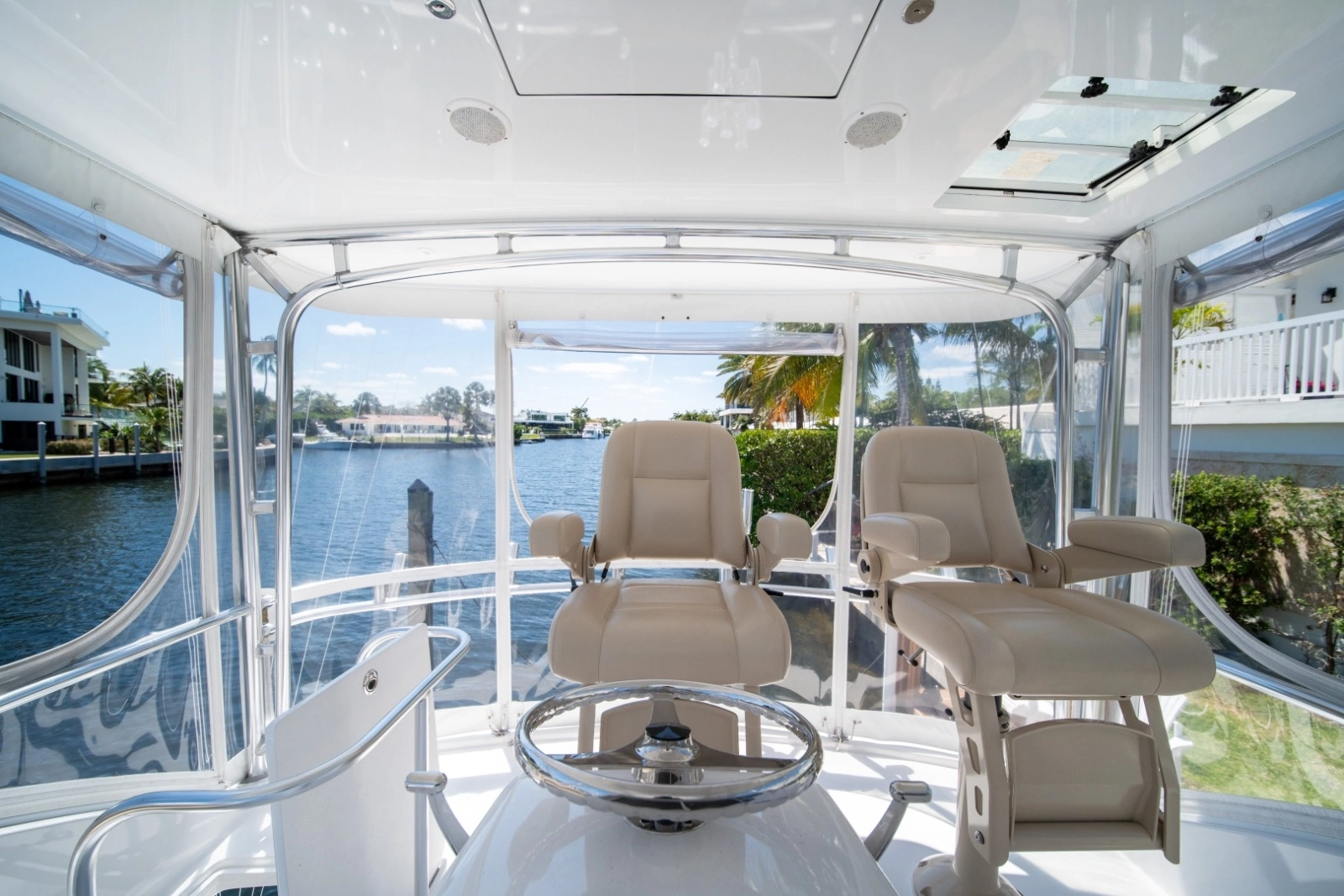 2017 Hatteras 54 GT
