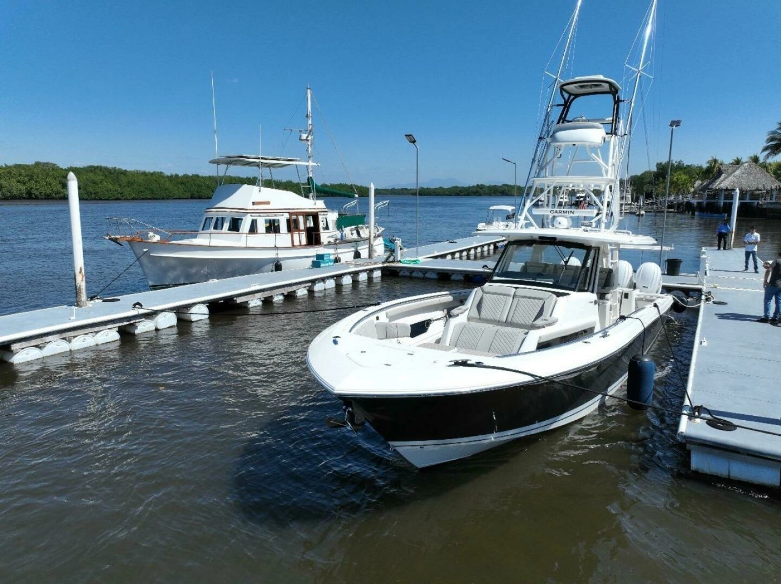 Pursuit 42 - Happy Hour - Exterior Profile