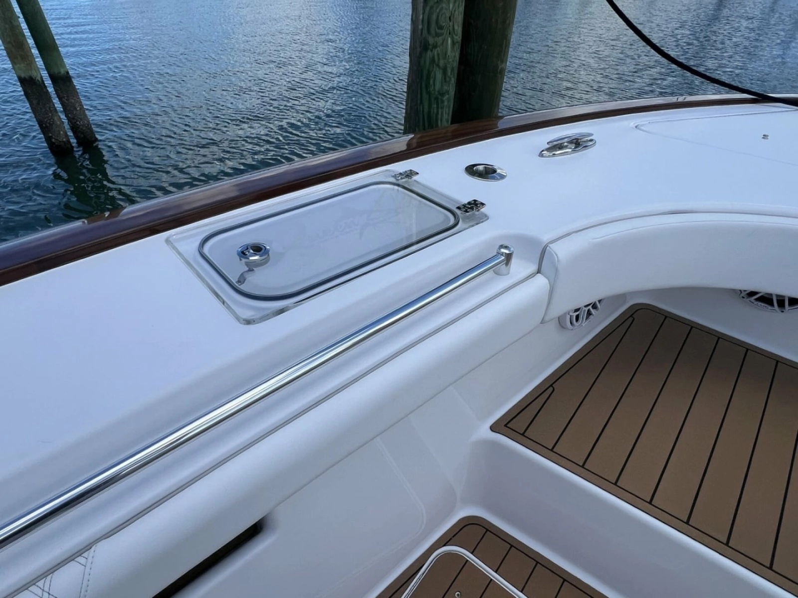 Queen/Smith Custom 53 - Bow