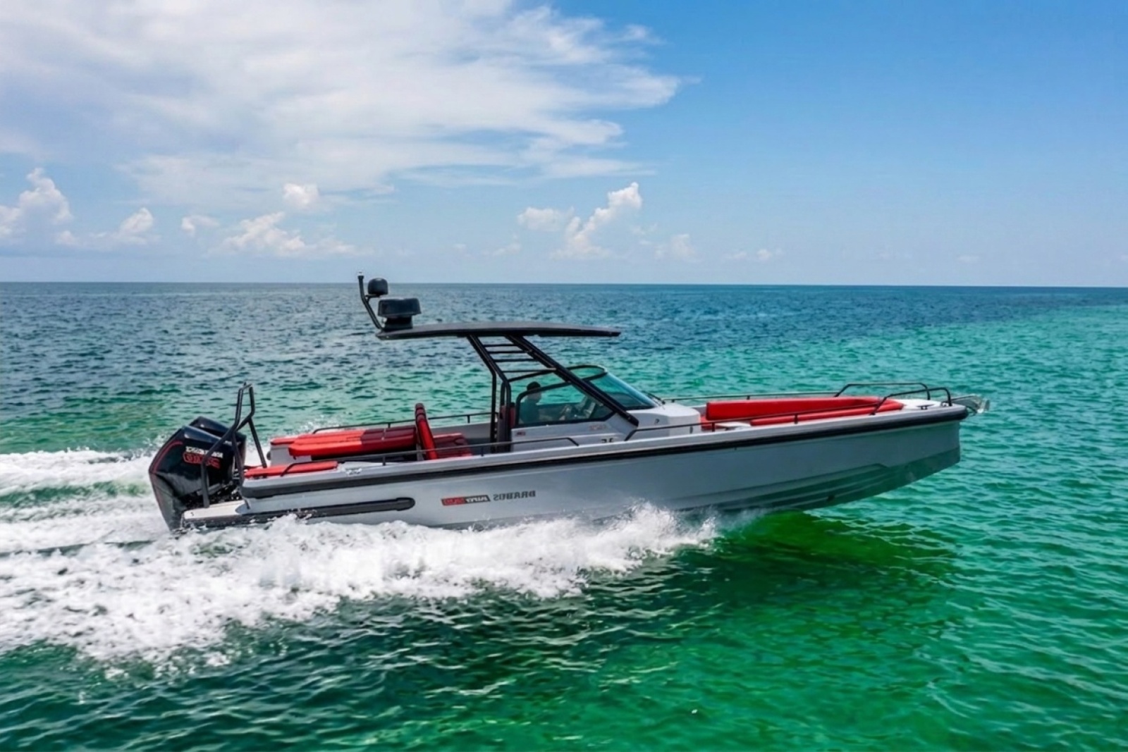 31' 2023 Axopar 31 Brabus Shadow 500