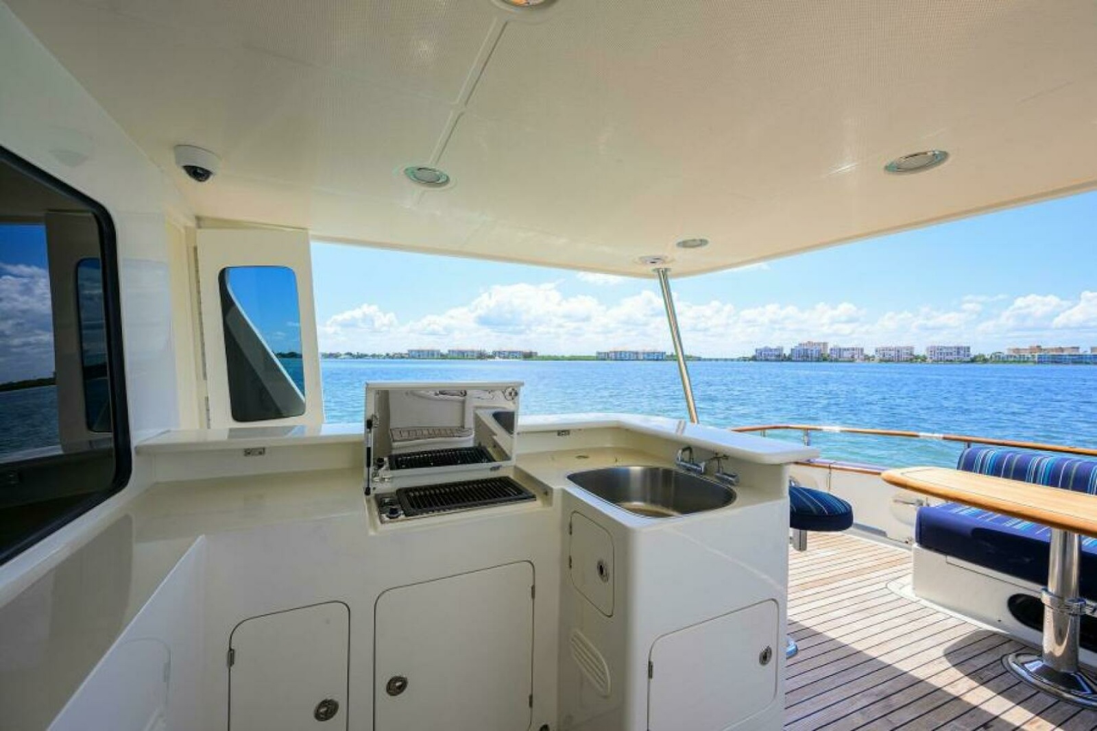 2011 Marlow 97 Explorer
