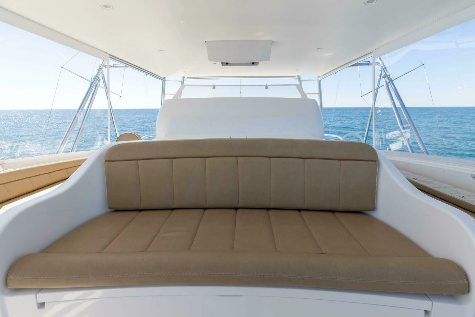 2013 Viking 76 Convertible photo 59