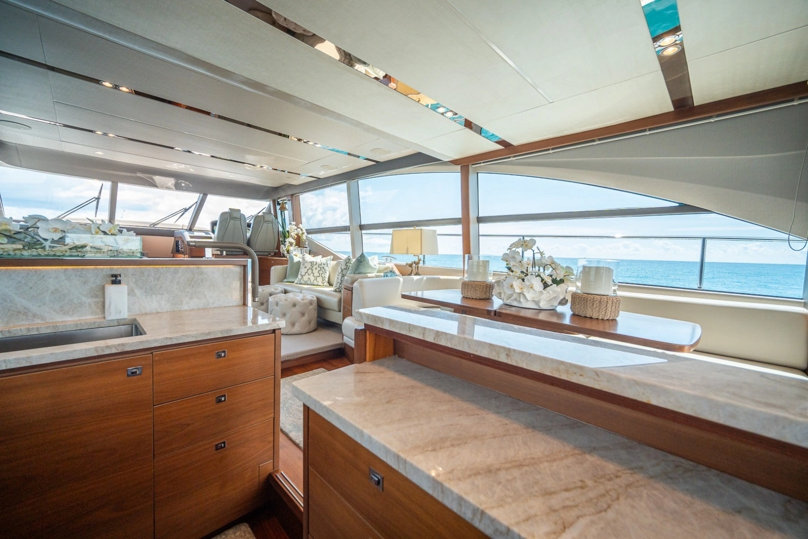 2017 Princess 68 Flybridge