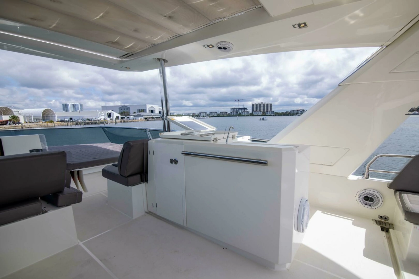 Flybridge