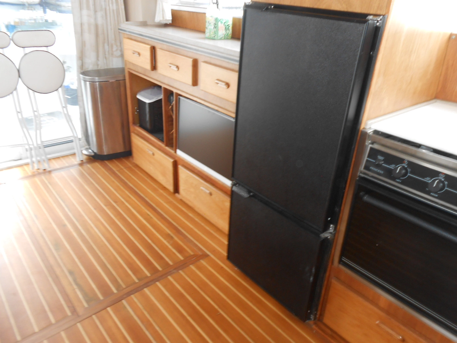 1997 Mainship 350