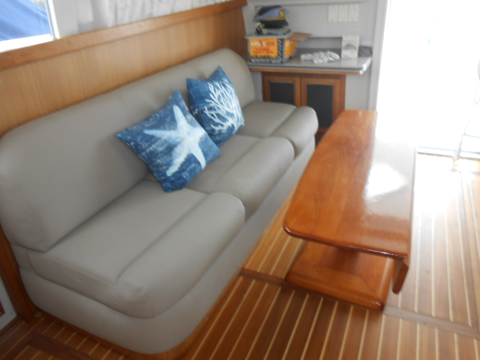 1997 Mainship 350