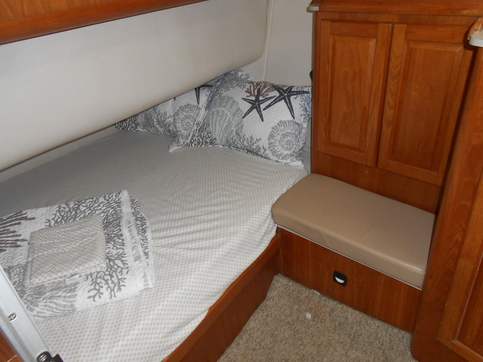 1997 Mainship 350