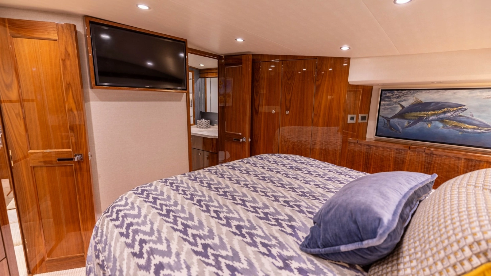 Master Stateroom with Ensuite Access