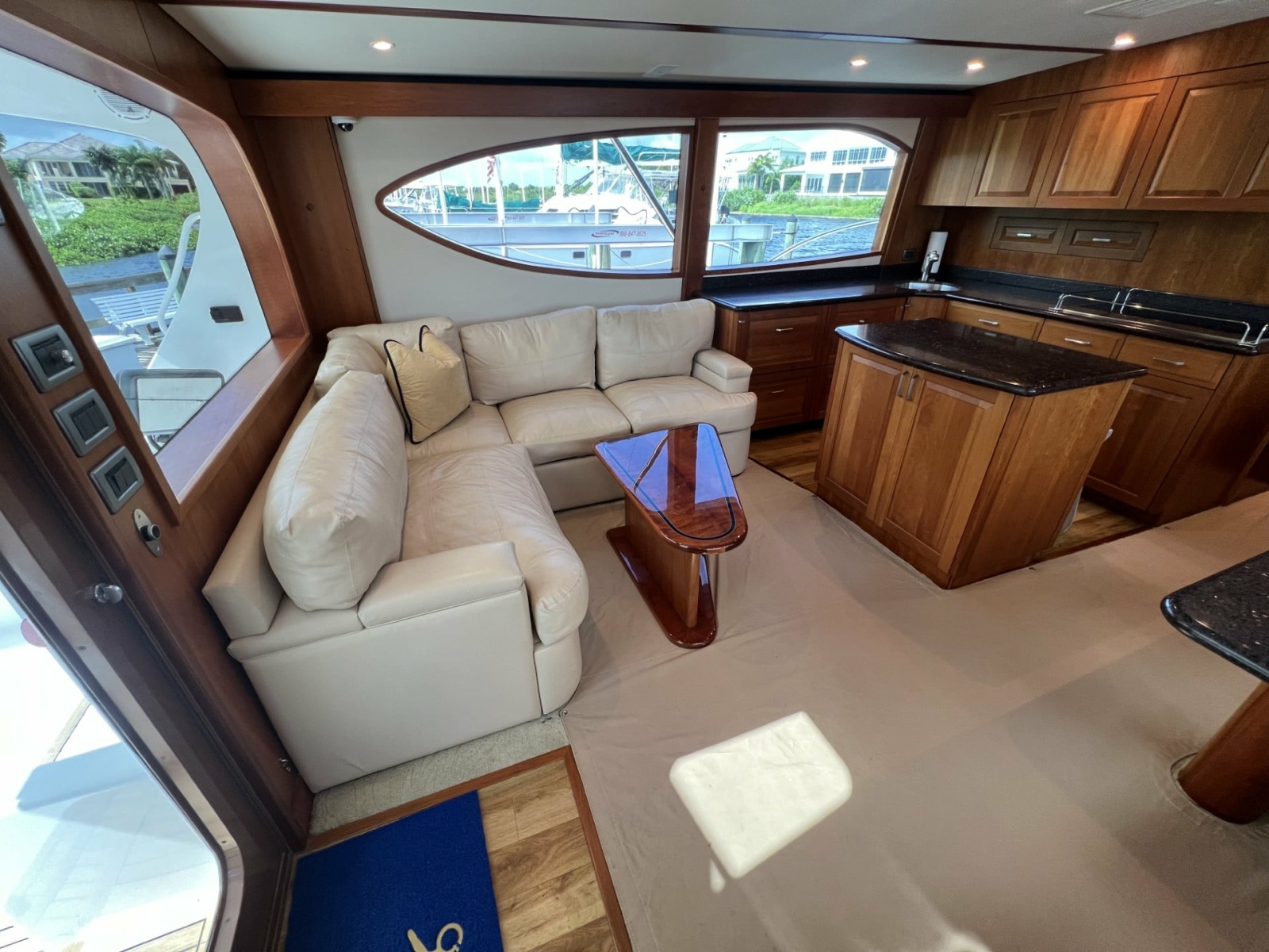 2013 Hatteras GT 54