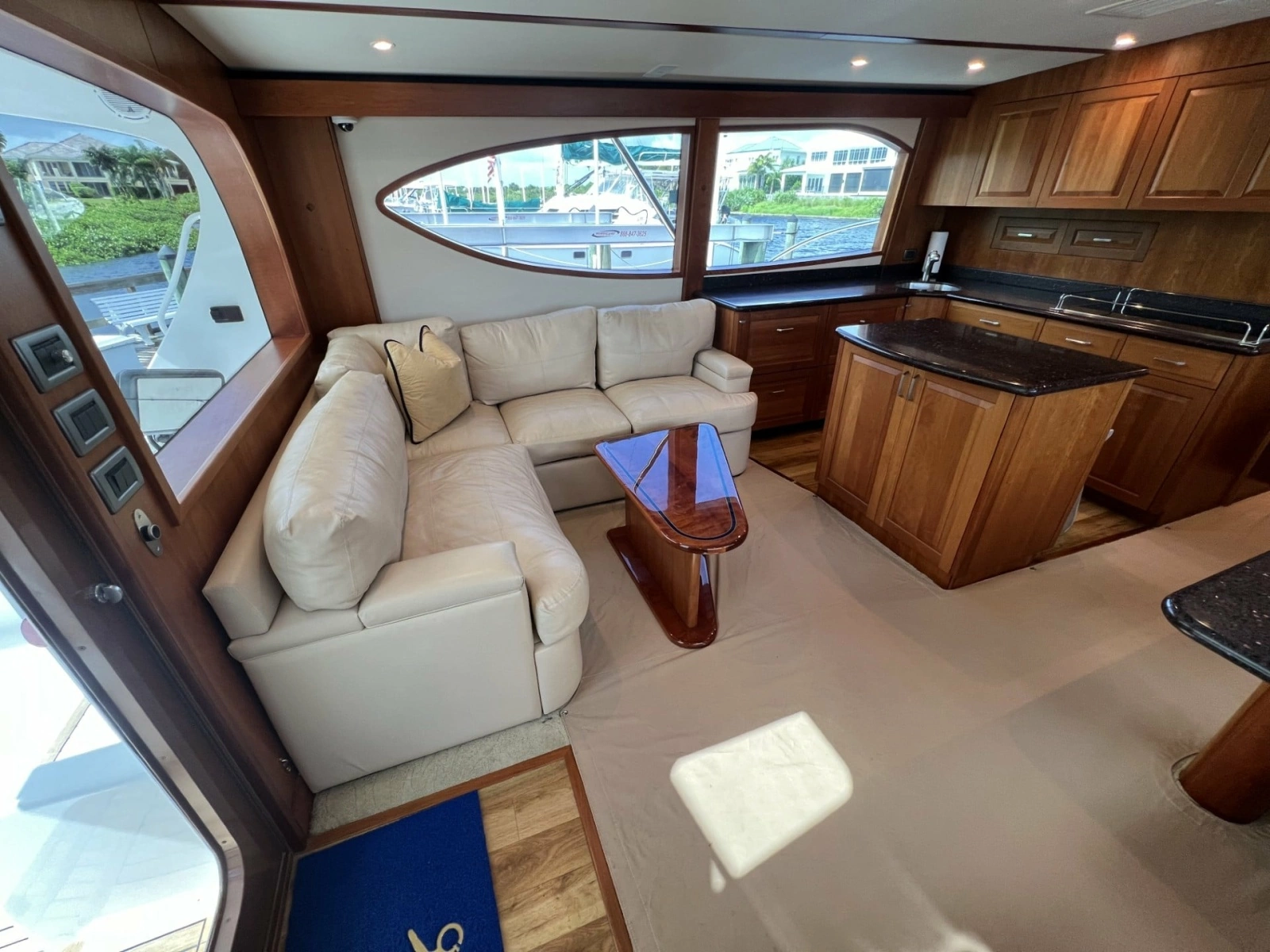 2013 Hatteras GT 54