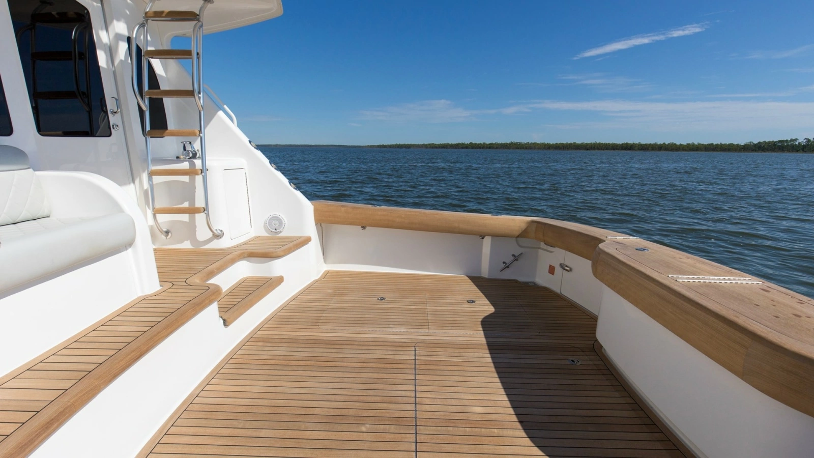 Spacious Teak Aft Deck