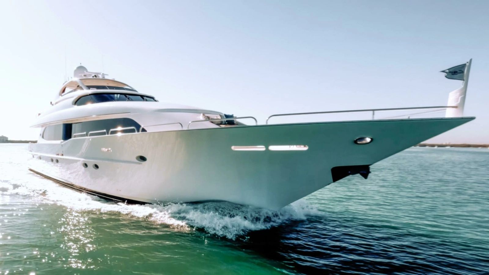 Serendipity 94ft Lazzara Yachts Yacht For Sale