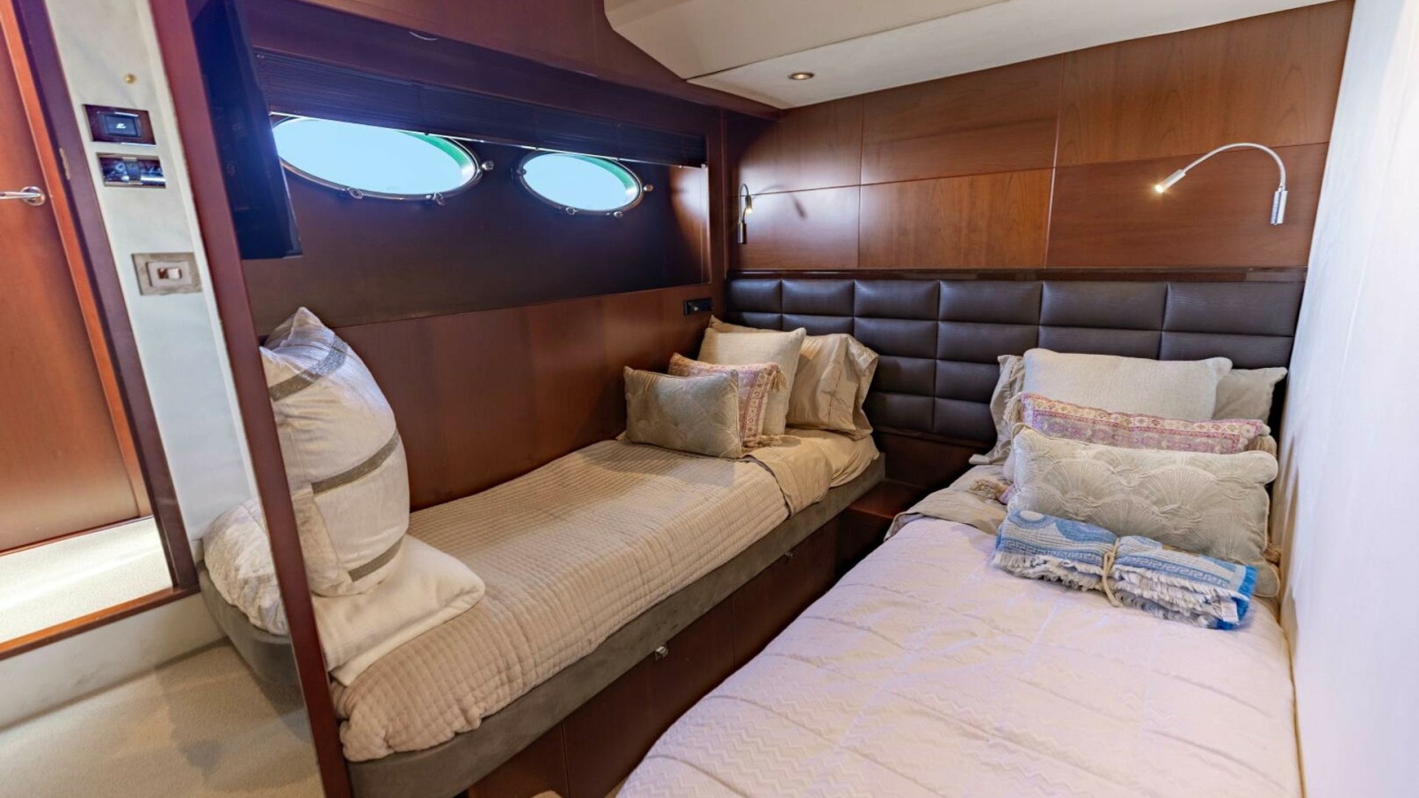 2011 Princess 64 'Harbor Story' - Guest Stateroom