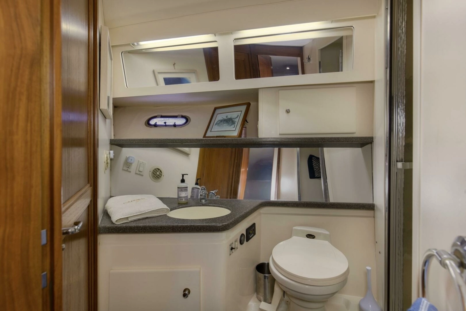 1997 44 Carver 445 Zodiac Gypsea Forward Head