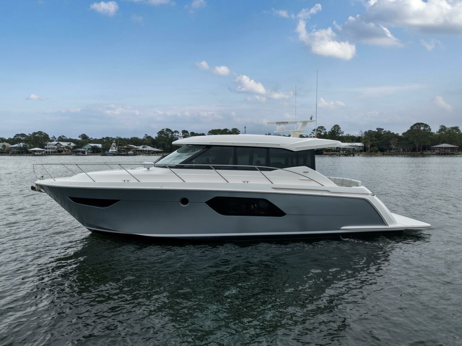 49' 2019 Tiara Yachts C49 Coupe