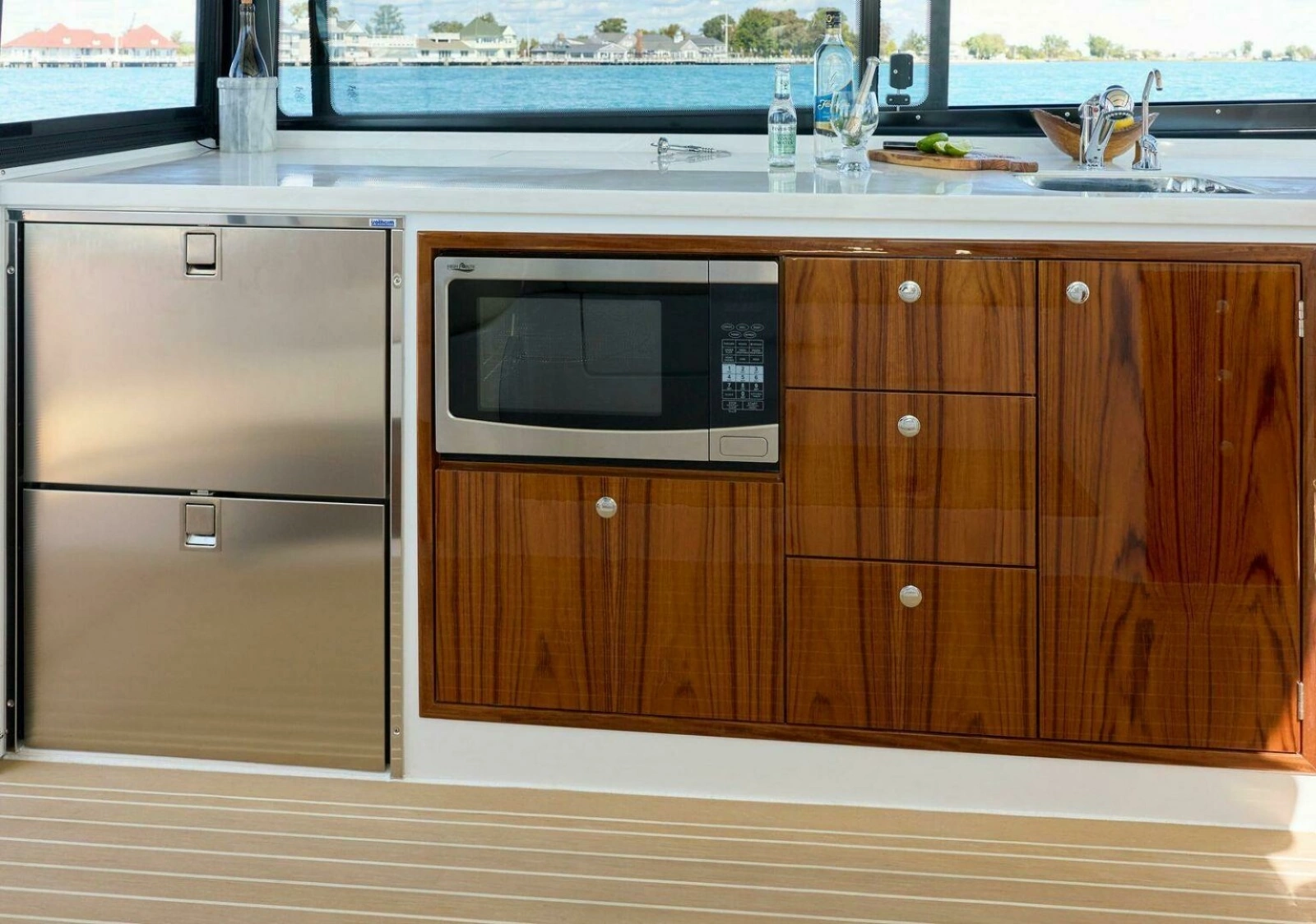 Kitchenette