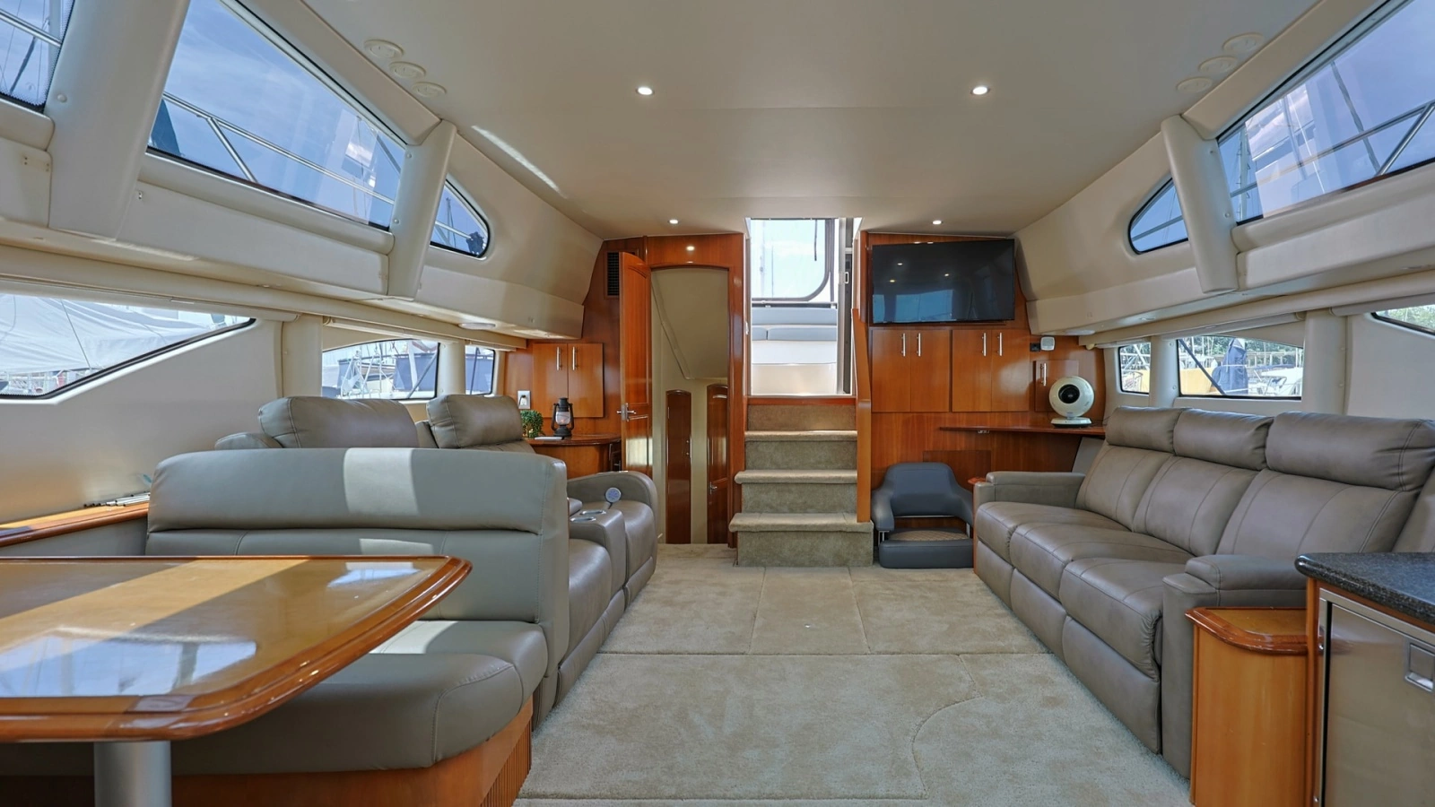 Spacious Salon with Panoramic Windows