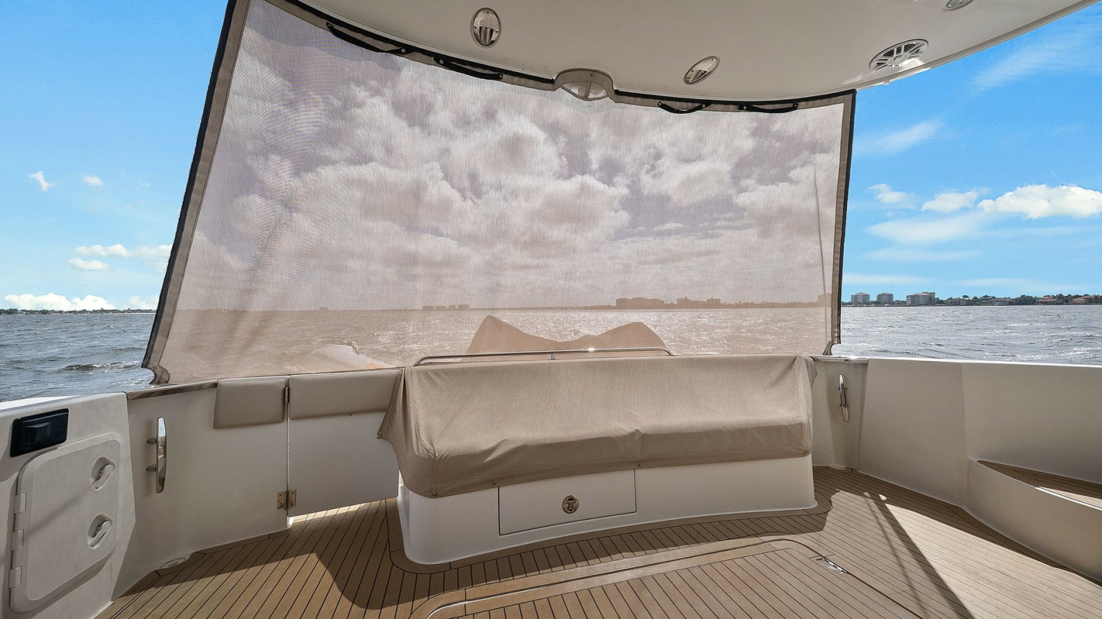2008 Carver 56 Voyager