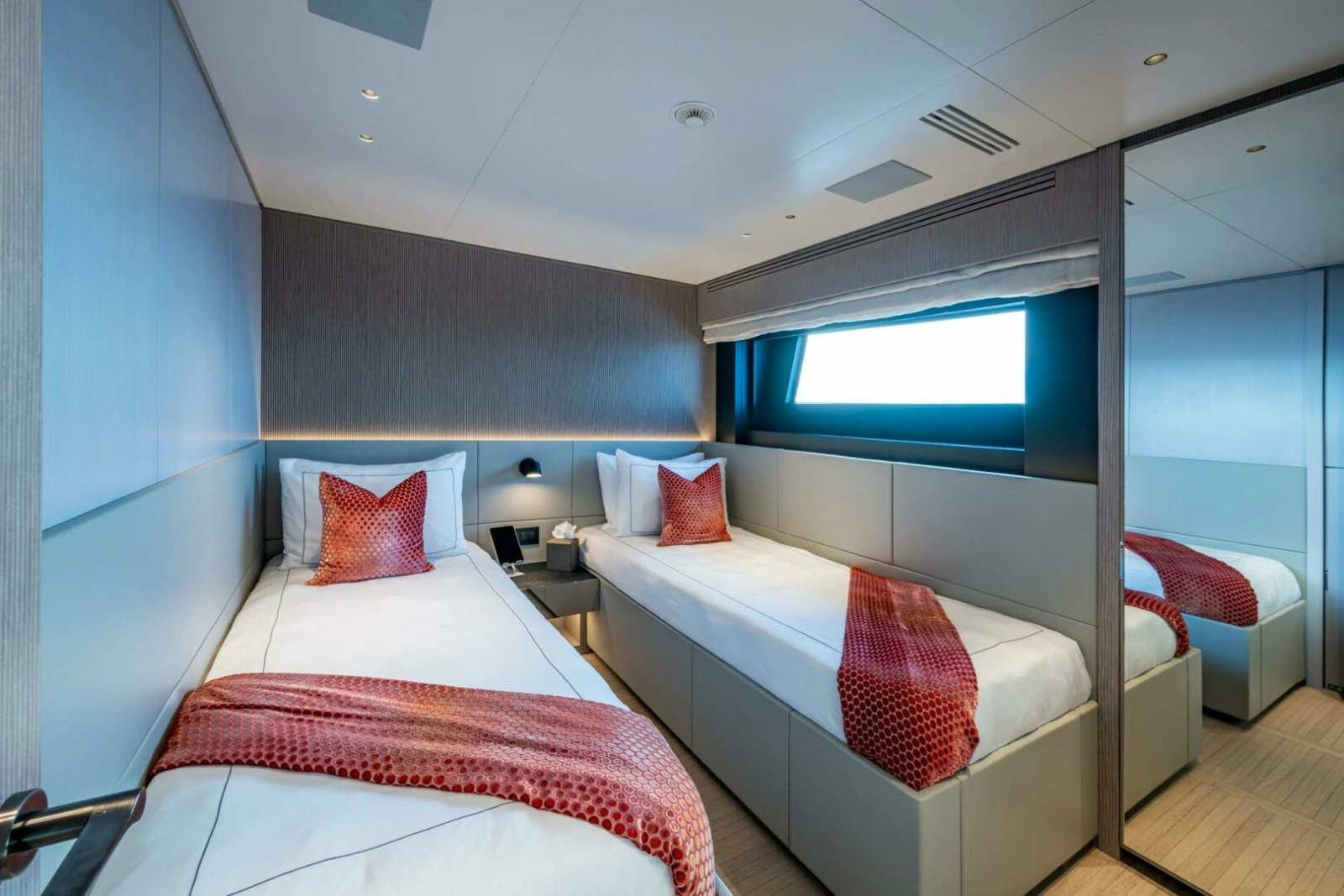 2023 Benetti 34M OASIS