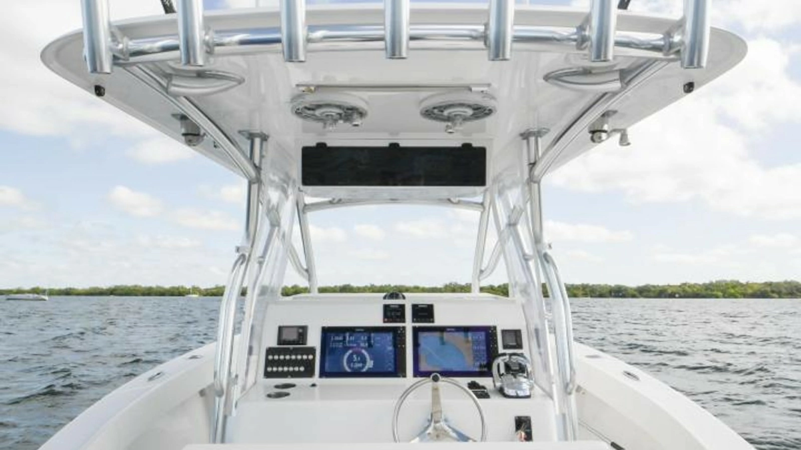 2019 Ocean Master 336 Center Console 