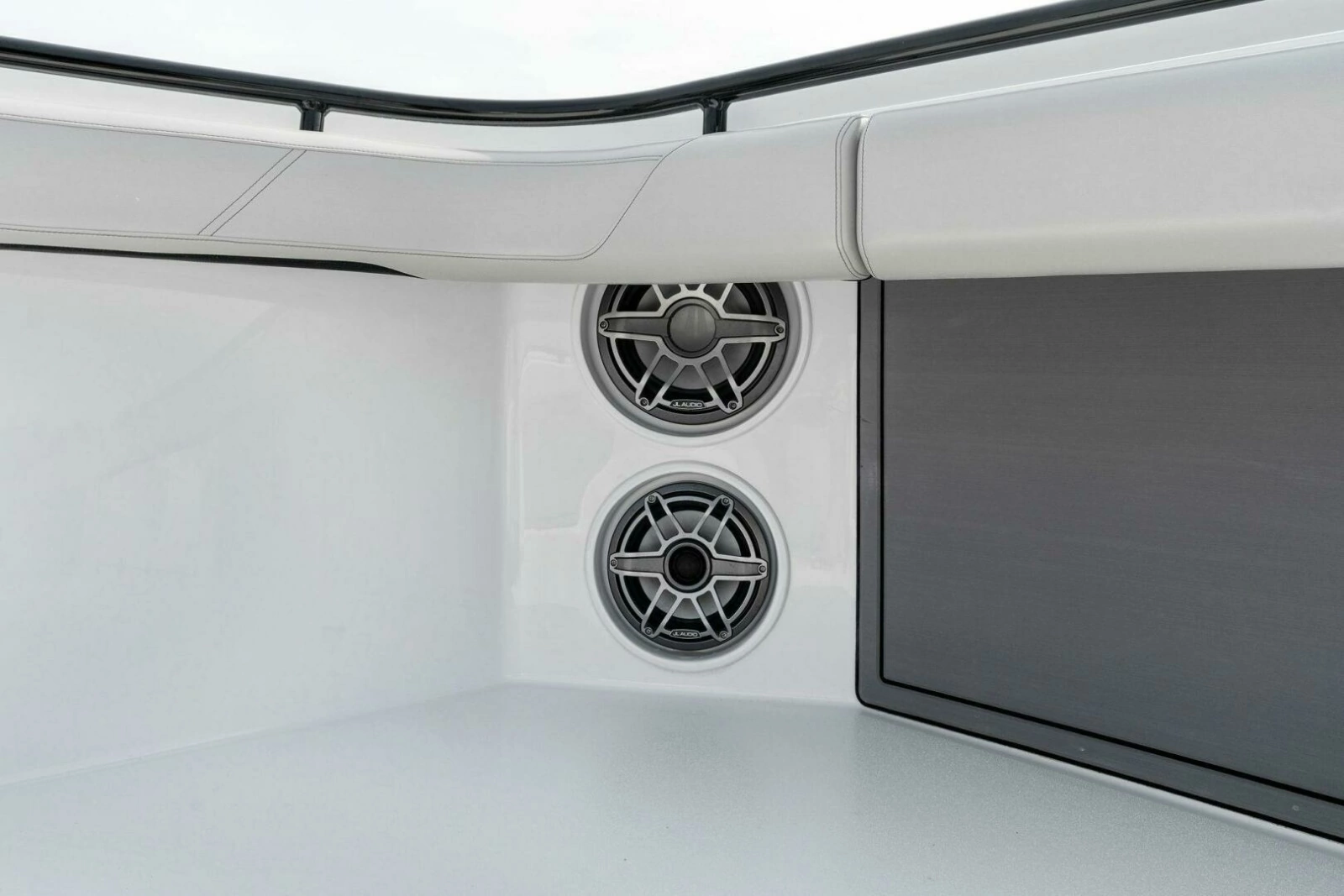 2022 Barker Boatworks 40 HPC 