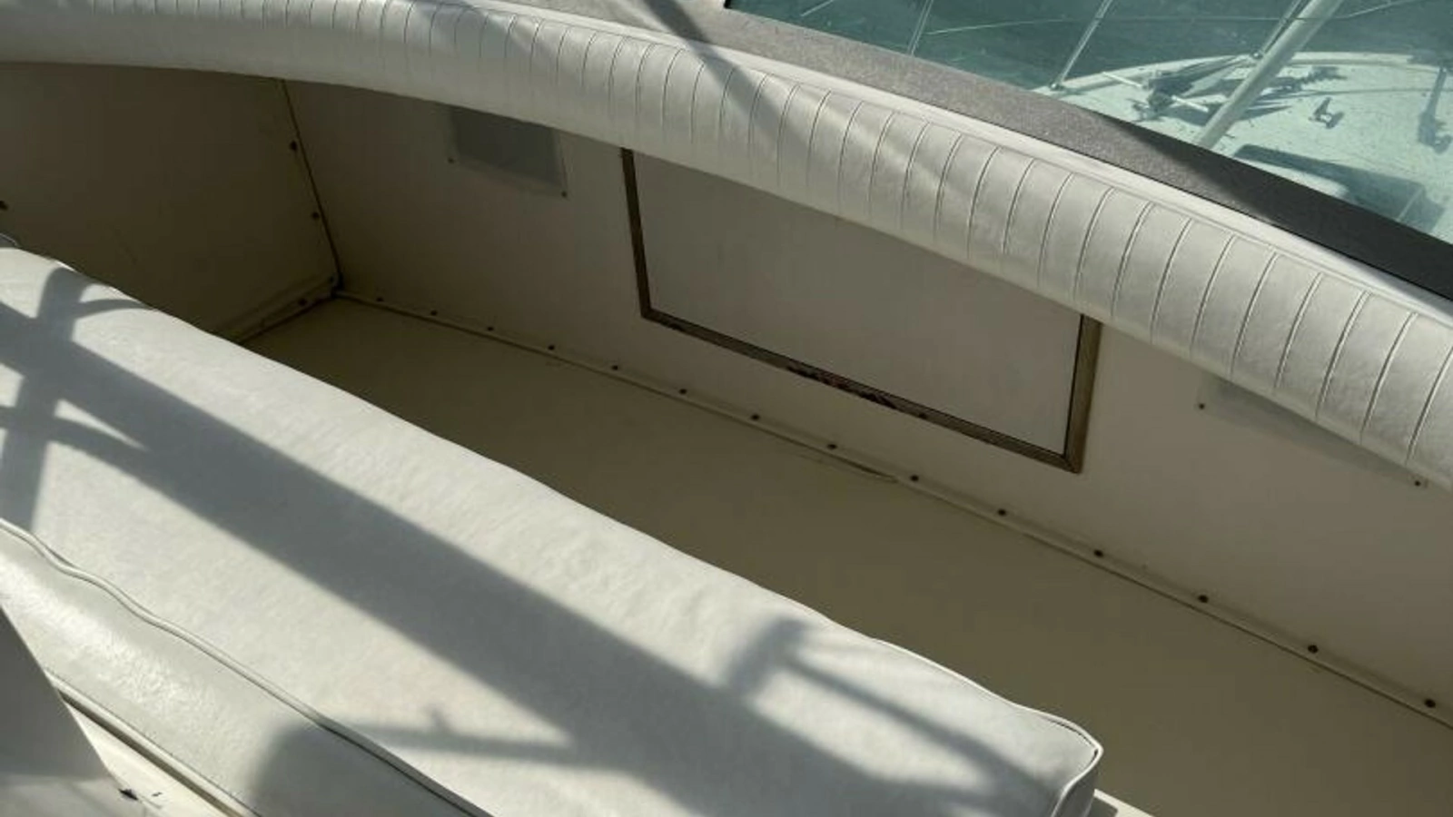 1983 Bertram 385 Convertible Cast Off II
